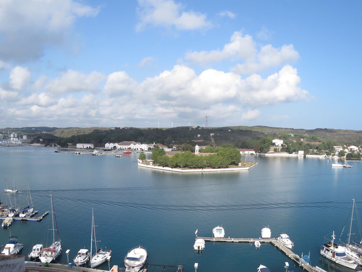 dónde fondear en Menorca